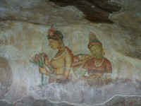 Fresco's in een van de grotten van Sigiriya, bijna 2000 jaar oud.