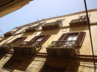 Balkonnetjes in Cagliari